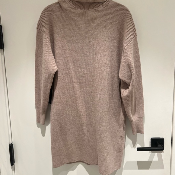 Aritzia NWT turtleneck Maclean merino wool dress - Heather trace in XXS - Picture 6 of 7